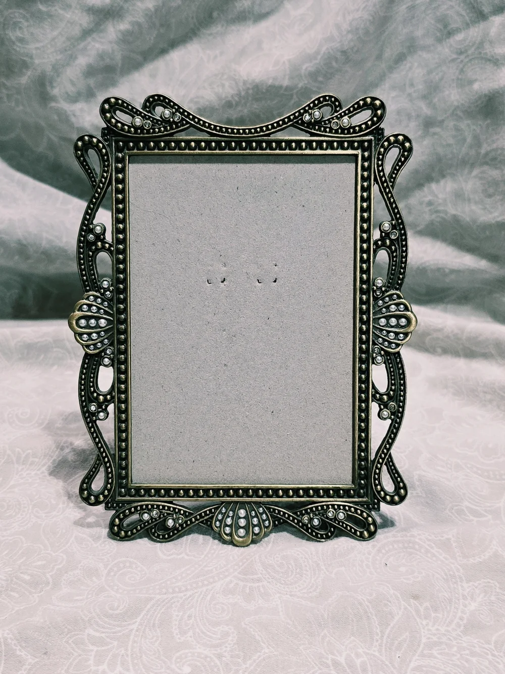 Fetco Home Decor Vintage Style Ornate Filigree Metal Picture Frame 4x6